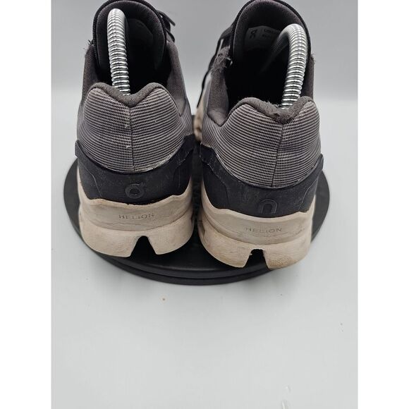 On cloud Engineering Running Shoes Sneakers Mens Size 8 main image 10